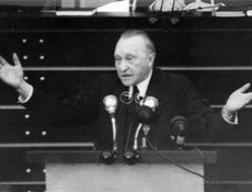 Конрад Аденауэр - политик, возродивший Германию